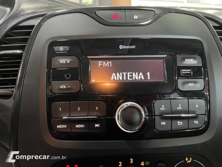 CAPTUR 1.6 16V SCE FLEX LIFE X-TRONIC