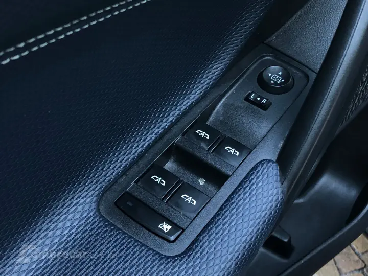 Tracker 1.2 Turbo Flex Premier Automático