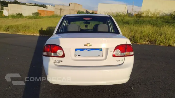 Classic Sedan 1.0 4P VHCE FLEX LS