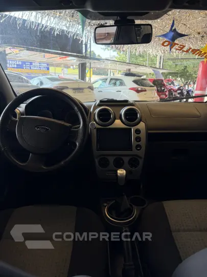 FIESTA 1.6 Rocam Sedan 8V