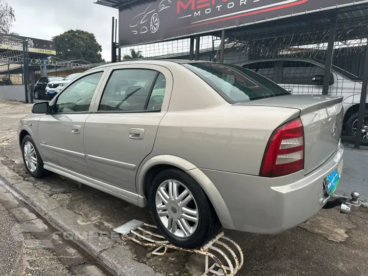 ASTRA SEDAN ELEGANCE