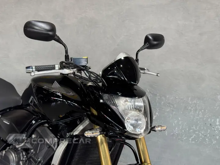 CB 600F HORNET