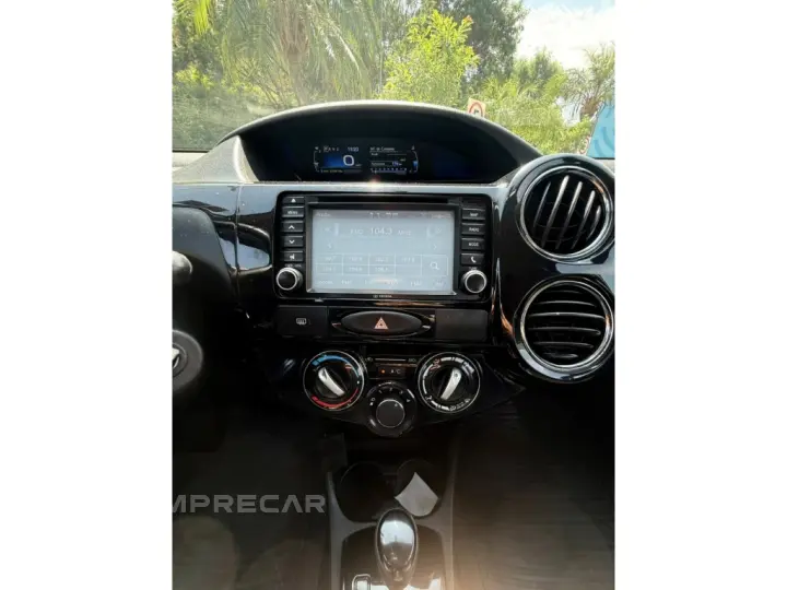 ETIOS 1.5 XLS 16V FLEX 4P AUTOMÁTICO