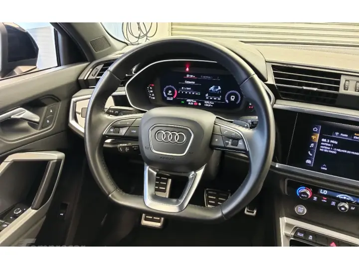 Q3 1.4 35 TFSI FLEX BLACK S TRONIC