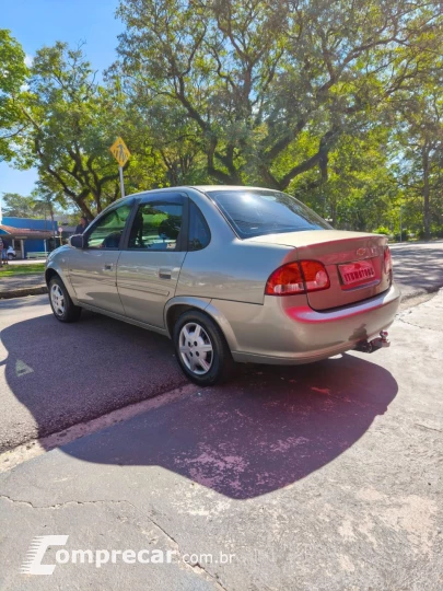 Classic Sedan 1.0 4P VHCE FLEX LS