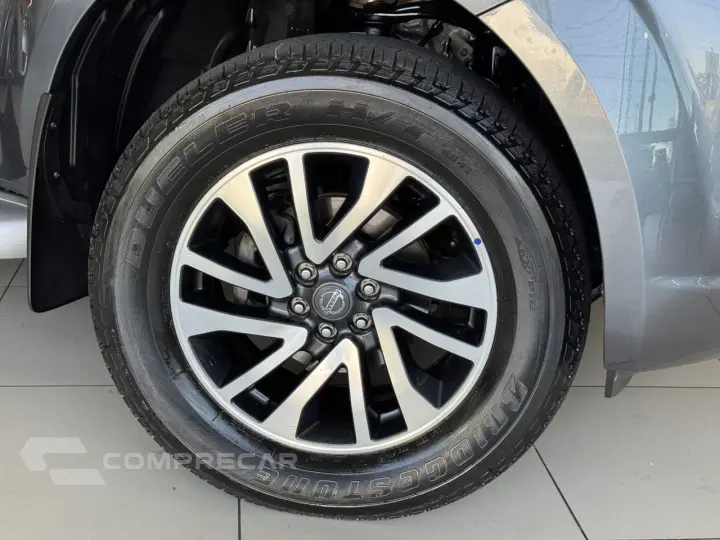 Frontier 2.3 16V LE 4X4 CABINE DUPLA BI-TURBO DIESEL AUTOMÁT