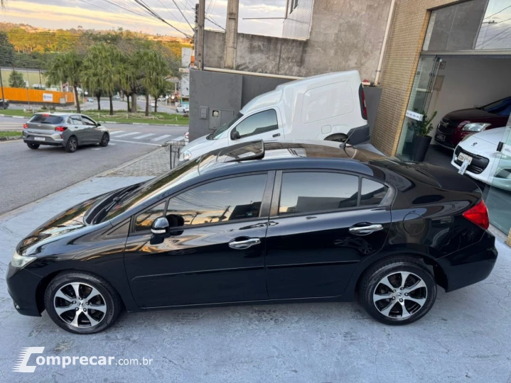 Civic Sedan EXS 1.8/1.8 Flex 16V Aut. 4p