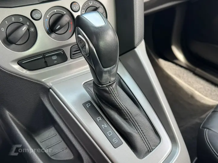 FOCUS 2.0 SE Sedan 16V