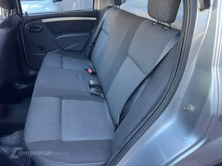 LOGAN 1.6 Expression 8V