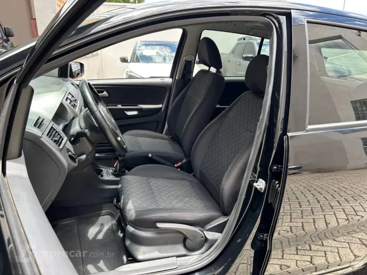 Fox Trendline 1.6 Flex 8V 5p