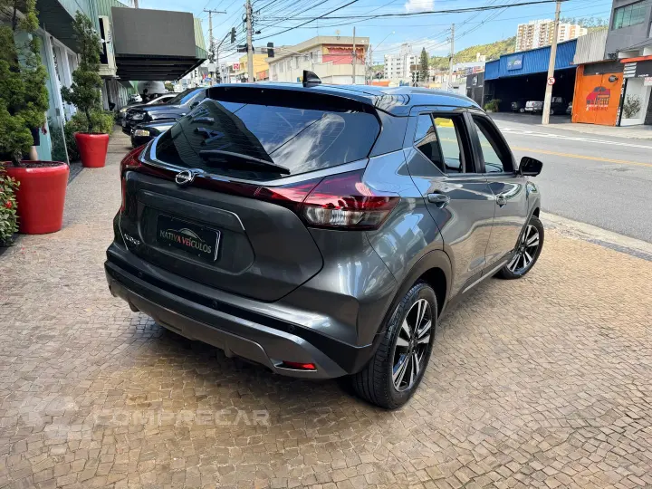 Kicks 1.6 16V Flexstart Exclusive Xtronic