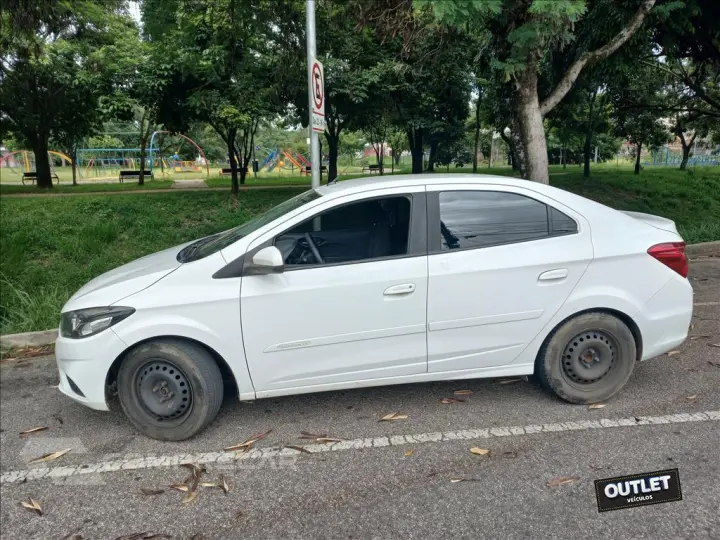 PRISMA 1.4 MPFI LT 8V FLEX 4P MANUAL