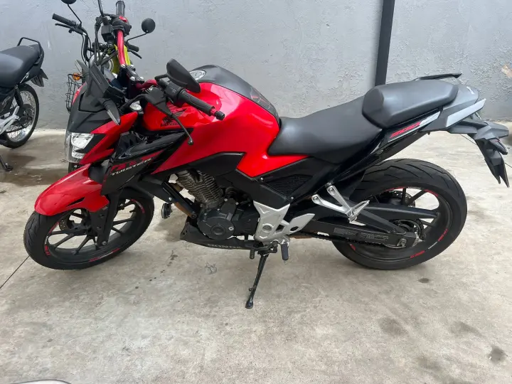 CB300F TWISTER CBS