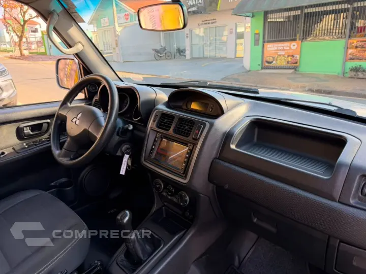 Pajero TR4 2.0 Flex 16V 4X2 Mec.