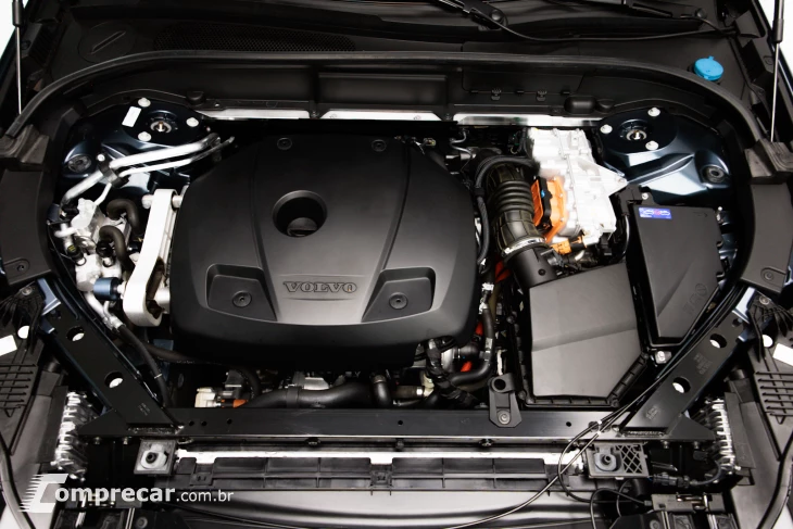 XC60 2.0 T8 HYBRID MOMENTUM AWD GEARTRONIC
