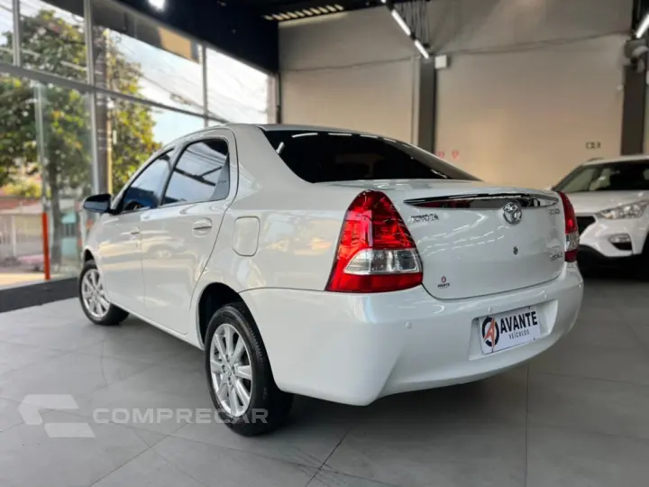 ETIOS 1.5 XLS SEDAN 16V FLEX 4P AUTOMÁTICO