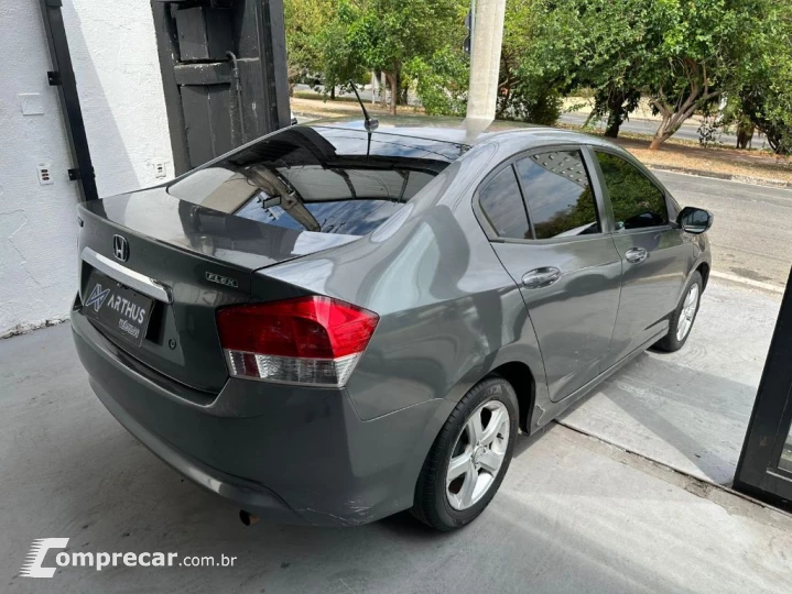 CITY Sedan DX 1.5 Flex 16V Mec.