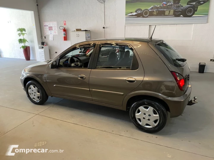 CELTA 1.0 MPFI LT 8V