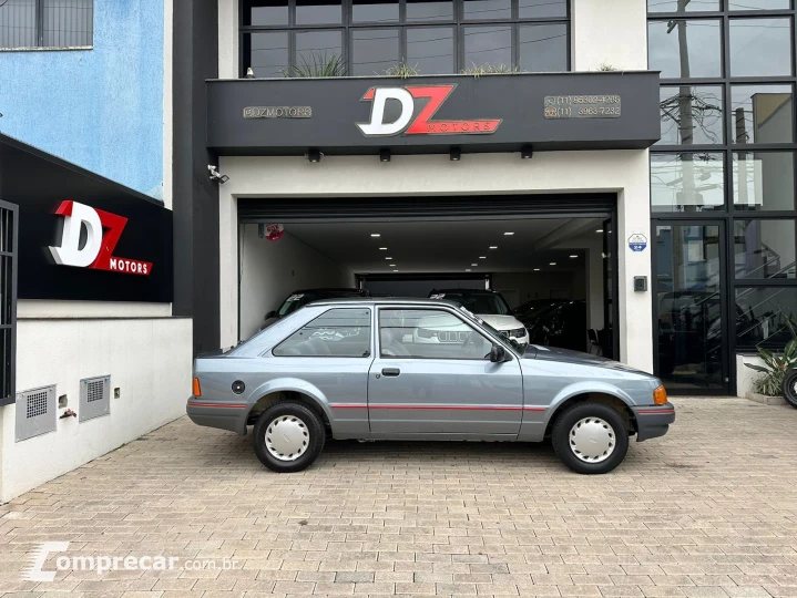 ESCORT 1.0 Hobby 8V