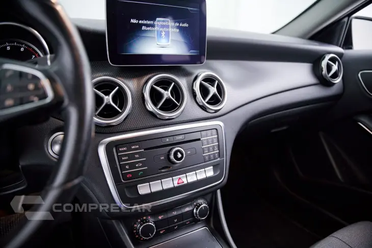 GLA 200 Advance 1.6/1.6 TB 16V Flex Aut.