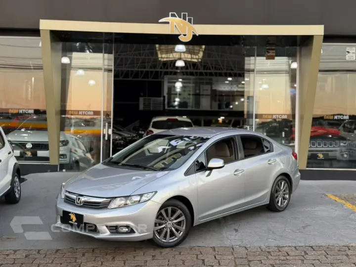 CIVIC 1.8 LXS 16V FLEX 4P AUTOMÁTICO