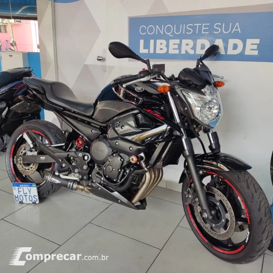 XJ6N