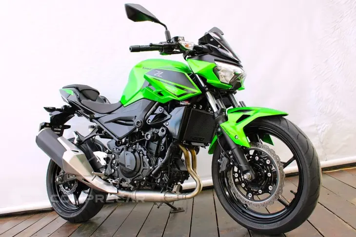 KAWASAKI Z400
