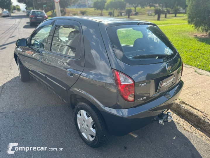 CELTA 1.0 MPFI Spirit 8V