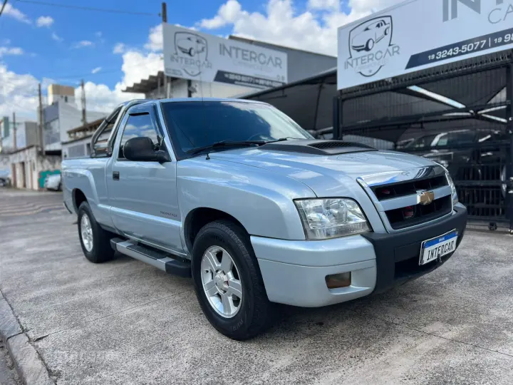 S10 2.4 MPFI Advantage 4X2 CS 8V