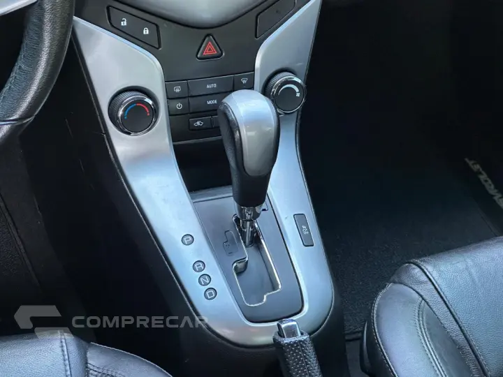 CRUZE LT 1.8 16V FlexPower 4p Aut.