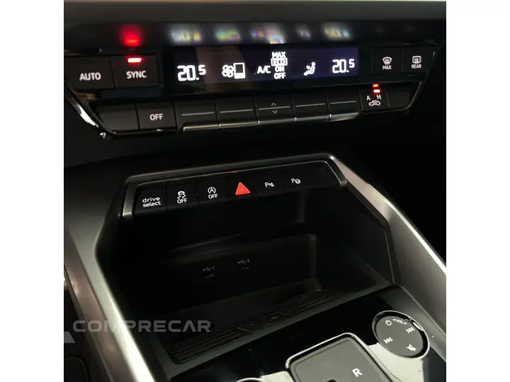 A3 2.0 40 TFSI MHEV SEDAN PERFORMANCE BLACK S-TRONIC