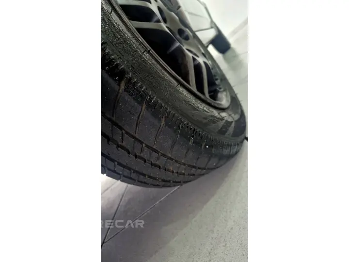 SANTANA 1.8 MI 8V GASOLINA 4P MANUAL