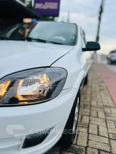 CELTA 1.0 MPFI LT 8V