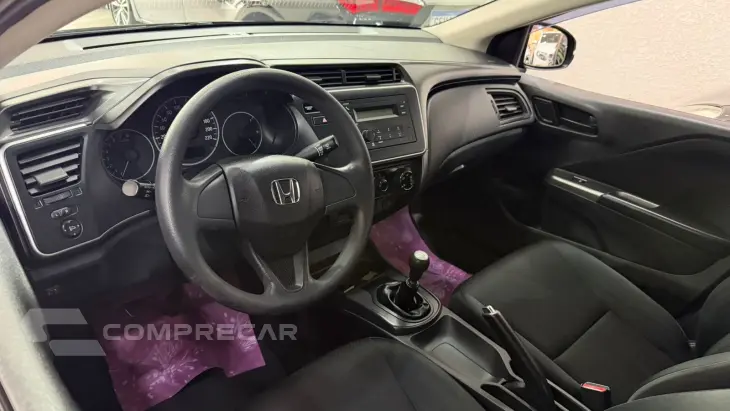 CITY 1.5 DX Sedan 16V