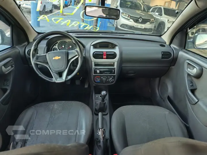 CORSA 1.4 MPFI Premium Sedan 8V