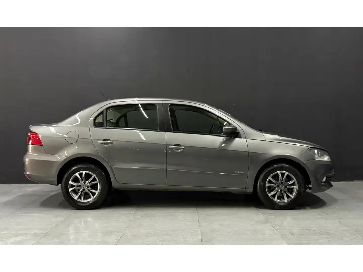 VOYAGE 1.0 MI 8V FLEX 4P MANUAL