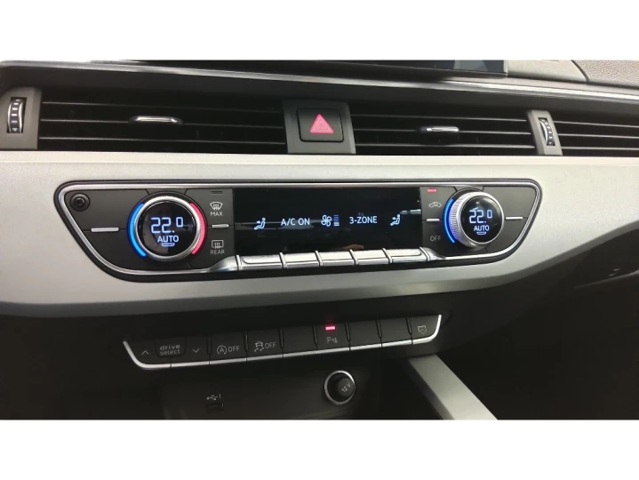 A4 2.0 TFSI GASOLINA PRESTIGE PLUS S TRONIC