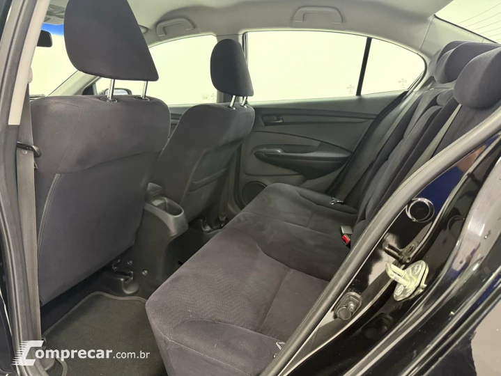 CITY 1.5 LX Sedan 16V