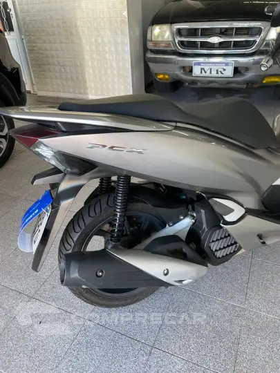 PCX 150 DLX