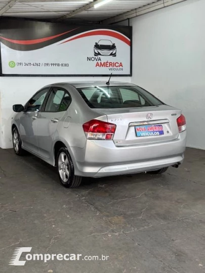CITY Sedan LX 1.5 Flex 16V 4p Aut.