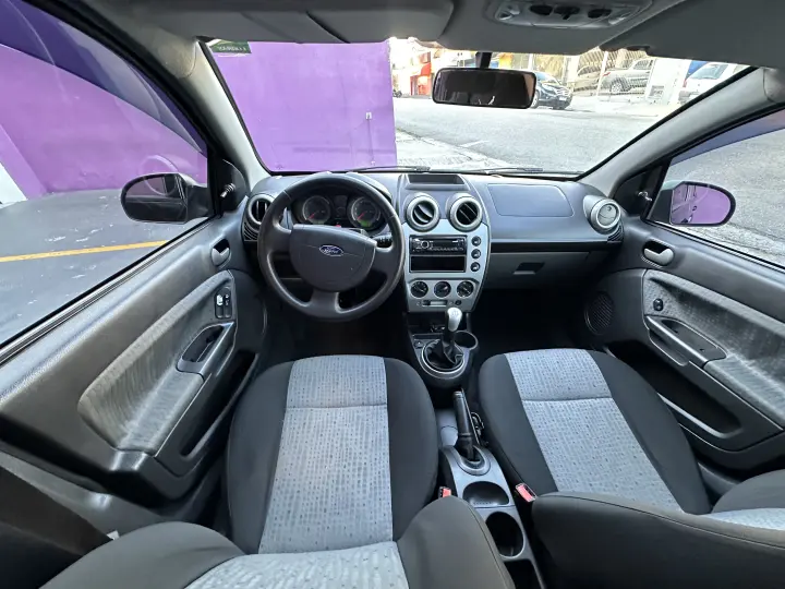 FIESTA 1.6 MPI Class Sedan 8V