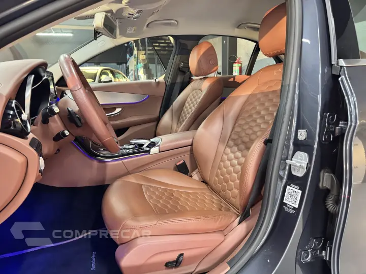 C 180 1.6 CGI AVANTGARDE 16V TURBO GASOLINA 4P AUTOMÁTICO