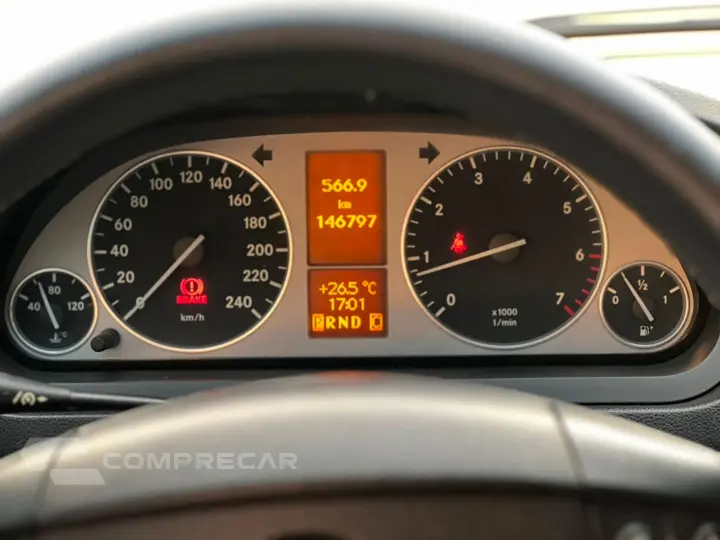 B 200 2.0 8V Gasolina 4P Automático