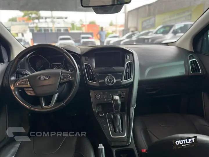 FOCUS 2.0 TITANIUM FASTBACK 16V FLEX 4P POWERSHIFT