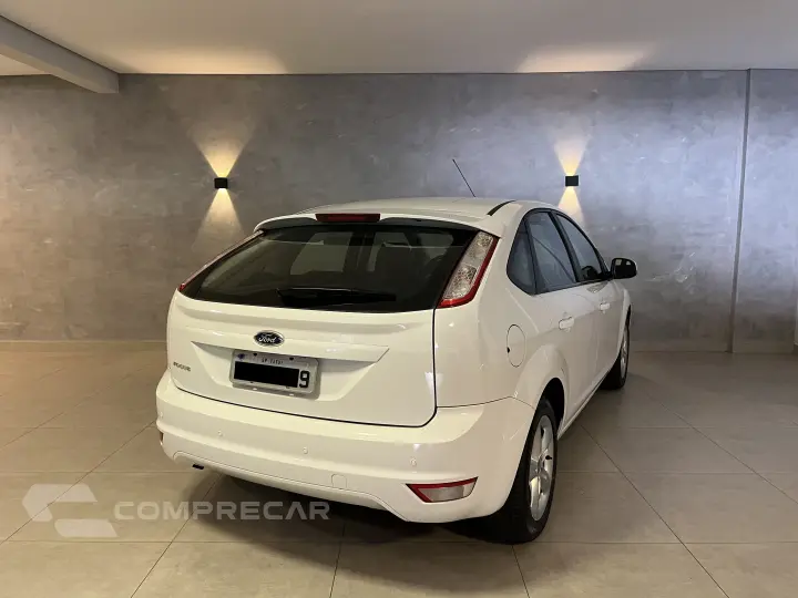FOCUS 1.6 SE Plus 16V