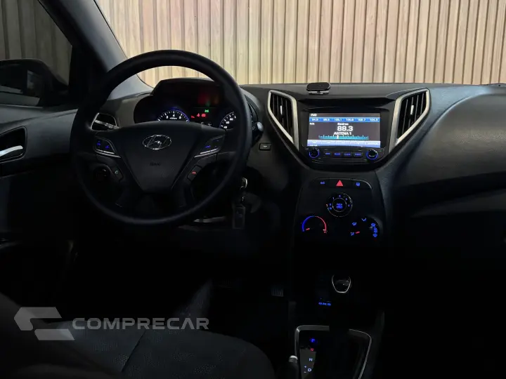 HB20S 1.6 COMFORT PLUS 16V FLEX 4P AUTOMÁTICO