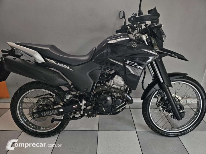 XTZ 250 LANDER