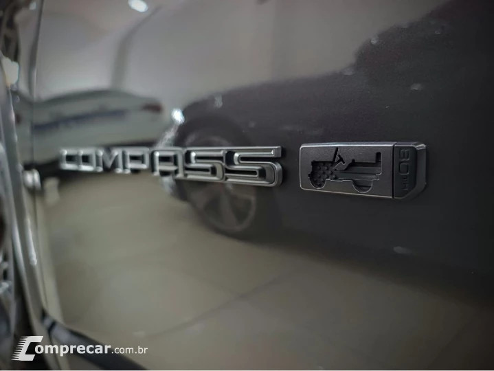 COMPASS 1.3 T270 TURBO FLEX LONGITUDE 80 ANOS AT6