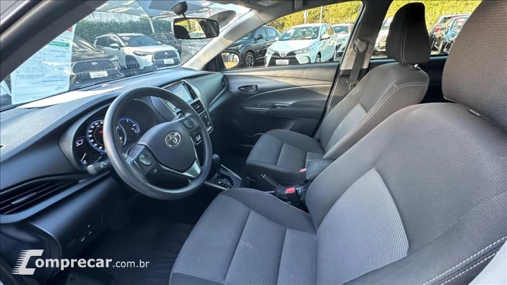 YARIS 1.5 16V FLEX SEDAN XL LIVE MULTIDRIVE