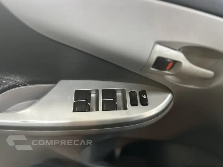 COROLLA 1.8 GLI 16V FLEX 4P MANUAL